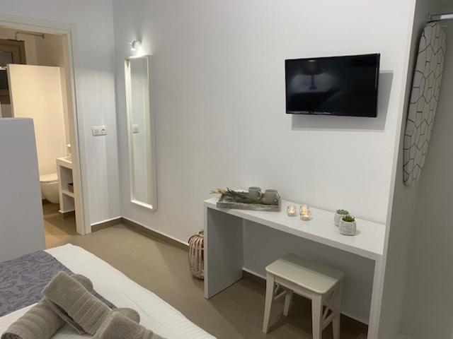 Levanda Guest Houses アンティパロス島 エクステリア 写真